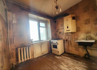 2-ком. квартира на продажу, 44 м2, Азнакаево, улица Булгар, 36