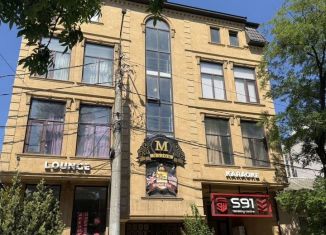 Сдаю в аренду торговую площадь, 200 м2, Махачкала, улица Коркмасова, 131, Ленинский внутригородской район