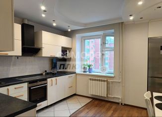 Продажа 2-комнатной квартиры, 56.5 м2, Старый Оскол, ЖК Витязь, микрорайон Северный, 7