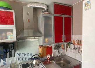 Продам 2-ком. квартиру, 44 м2, Кондопога, Пролетарская улица, 40