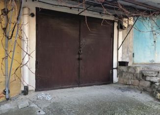 Продаю гараж, 30 м2, Геленджик, улица Грибоедова