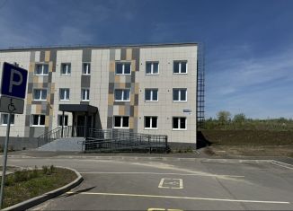 Продам четырехкомнатную квартиру, 76.2 м2, Кириллов, улица Ленина, 158Д