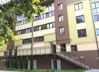 Продам двухкомнатную квартиру, 79.9 м2, Калининград, улица Менделеева, 11