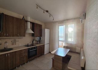 Продам 1-комнатную квартиру, 41 м2, Краснодар, бульвар Клары Лучко, 4, микрорайон Юбилейный