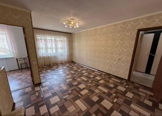 Продаю двухкомнатную квартиру, 43 м2, Ишимбай, улица Губкина, 36
