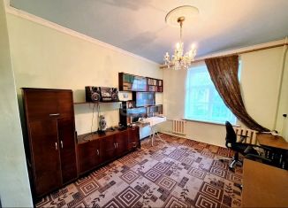 Продается 3-комнатная квартира, 73.7 м2, Ржев, улица Елисеева, 9