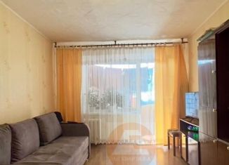 Продам 2-ком. квартиру, 45 м2, Мелеуз, улица Ленина, 150