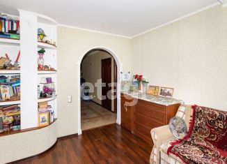 Продам 3-комнатную квартиру, 186.9 м2, Тюменская область, улица Демьяна Бедного, 83к1