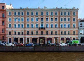 Аренда двухкомнатной квартиры, 75 м2, Санкт-Петербург, набережная реки Мойки, 42