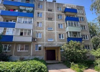 Продается 4-комнатная квартира, 61.6 м2, Волоколамск, Рижское шоссе, 3