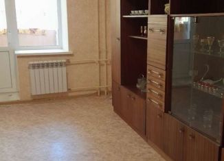 Продается 3-комнатная квартира, 67.6 м2, посёлок городского типа Петра Дубрава, улица Коммунаров