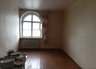 Продаю трехкомнатную квартиру, 80 м2, Екатеринбург, проспект Ленина, 99, проспект Ленина
