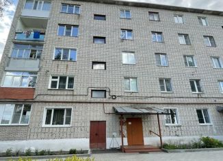 Продаю однокомнатную квартиру, 31 м2, Кирсанов, Советская улица, 29А