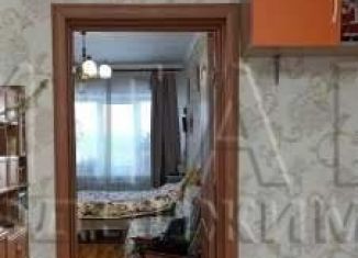 3-комнатная квартира на продажу, 66.6 м2, городской посёлок Ульяновка, проспект Володарского, 135