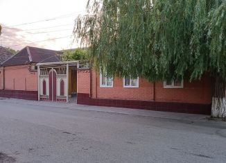 Продается дом, 250 м2, Сунжа, улица Нурадилова, 36
