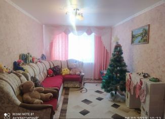 Продам трехкомнатную квартиру, 58.2 м2, село Ермолаево, улица Калинина, 6