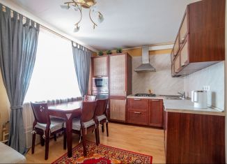 Продаю двухкомнатную квартиру, 71 м2, Екатеринбург, Червонная улица, Червонная улица
