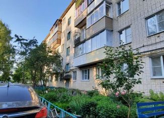 Продам 2-комнатную квартиру, 40 м2, сельский посёлок Ждановский, Школьная улица, 2