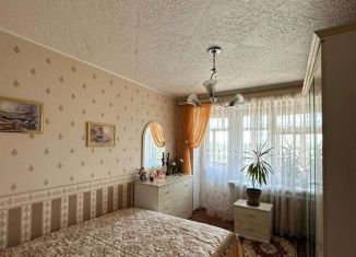 Продается 4-ком. квартира, 60.3 м2, поселок городского типа Малышева, улица Тимирязева, 2