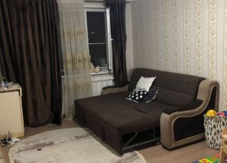 Продам 1-комнатную квартиру, 32 м2, Кизляр, улица 40 лет Дагестана, 10