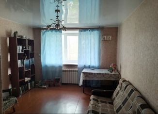 Продам 2-комнатную квартиру, 41.5 м2, поселок Карагайлинский, Комсомольский проспект