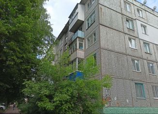 Продажа трехкомнатной квартиры, 49 м2, посёлок городского типа Грицовский, Первомайская улица, 8