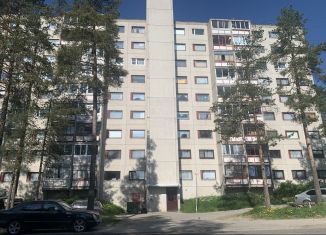 3-комнатная квартира на продажу, 66.4 м2, Костомукша, Карельская улица, 1