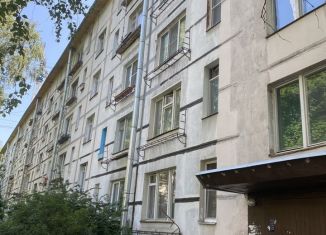 Четырехкомнатная квартира в аренду, 50 м2, Санкт-Петербург, Краснопутиловская улица, 101, метро Московская