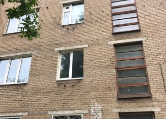 Продам 2-ком. квартиру, 40 м2, Самара, улица Красных Коммунаров, 12, метро Победа