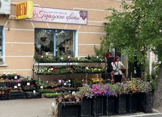 Торговая площадь на продажу, 65 м2, Калуга, улица Суворова, 116