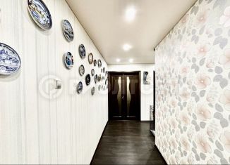 Продается 3-комнатная квартира, 76 м2, Мурманск, улица Юрия Гагарина, 41