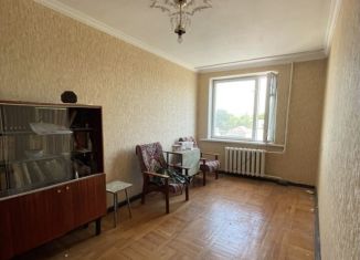 Продажа двухкомнатной квартиры, 44 м2, Нальчик, улица Крылова, 9А