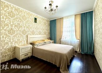Продается 2-комнатная квартира, 40.2 м2, Москва, улица Авиаторов, 11к1, метро Саларьево