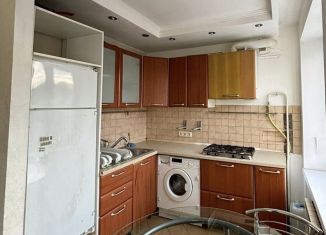 Продам однокомнатную квартиру, 32 м2, Москва, улица Паршина, метро Народное Ополчение