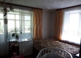 Продажа однокомнатной квартиры, 31 м2, Псков, улица Комдива Кирсанова, 7