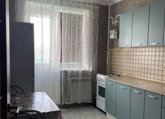 Сдаю в аренду однокомнатную квартиру, 33 м2, Тюменская область, улица Республики, 155