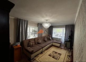 Продается 2-комнатная квартира, 44 м2, Новосибирск, улица Никитина, 104