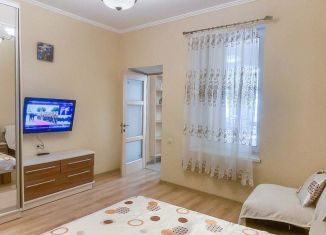 Продается двухкомнатная квартира, 44 м2, Крым, улица Дражинского, 19