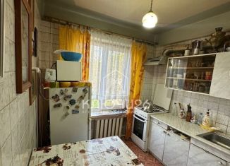 Трехкомнатная квартира на продажу, 60 м2, Пятигорск, Московская улица, 64