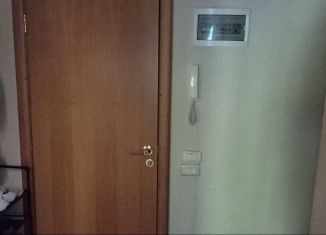 Сдаю 2-комнатную квартиру, 50 м2, Челябинская область, улица Сталеваров, 86