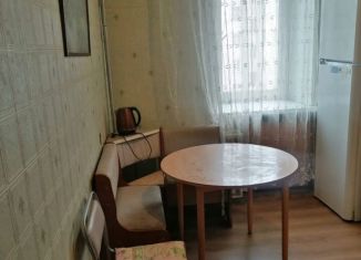 Сдается в аренду 2-комнатная квартира, 52 м2, Мурманская область, Ленинградская улица, 24