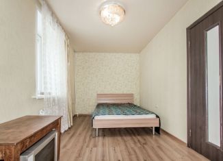 Двухкомнатная квартира на продажу, 42.4 м2, Свердловская область, улица Народного Фронта, 66