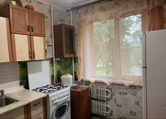 Сдаю в аренду двухкомнатную квартиру, 50 м2, Московская область, улица Химиков, 26