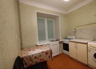 Сдам 2-комнатную квартиру, 44 м2, Краснокамск, улица Чапаева, 61