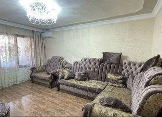 Продаю трехкомнатную квартиру, 70 м2, Дагестан, улица Сальмана, 49А