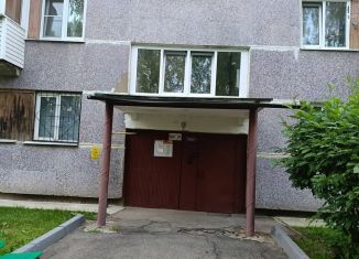 Трехкомнатная квартира в аренду, 65 м2, село Рождествено, Микрорайонная улица, 3