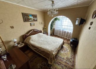 Продам трехкомнатную квартиру, 62.2 м2, Петропавловск-Камчатский, улица Академика Королёва, 39