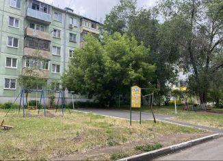 Трехкомнатная квартира на продажу, 57 м2, Тольятти, улица Громовой, 18, Комсомольский район