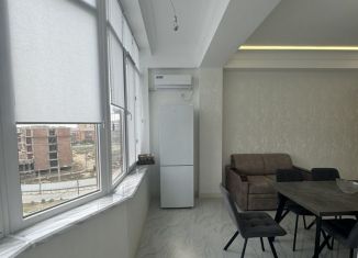 Сдача в аренду 2-комнатной квартиры, 77.5 м2, Каспийск, Каспийская улица, 2