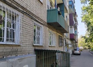 Продается трехкомнатная квартира, 50.8 м2, Чита, Украинский бульвар, 1